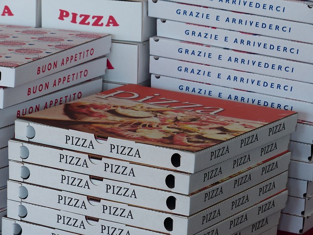 Takeaway Pizza Boxes